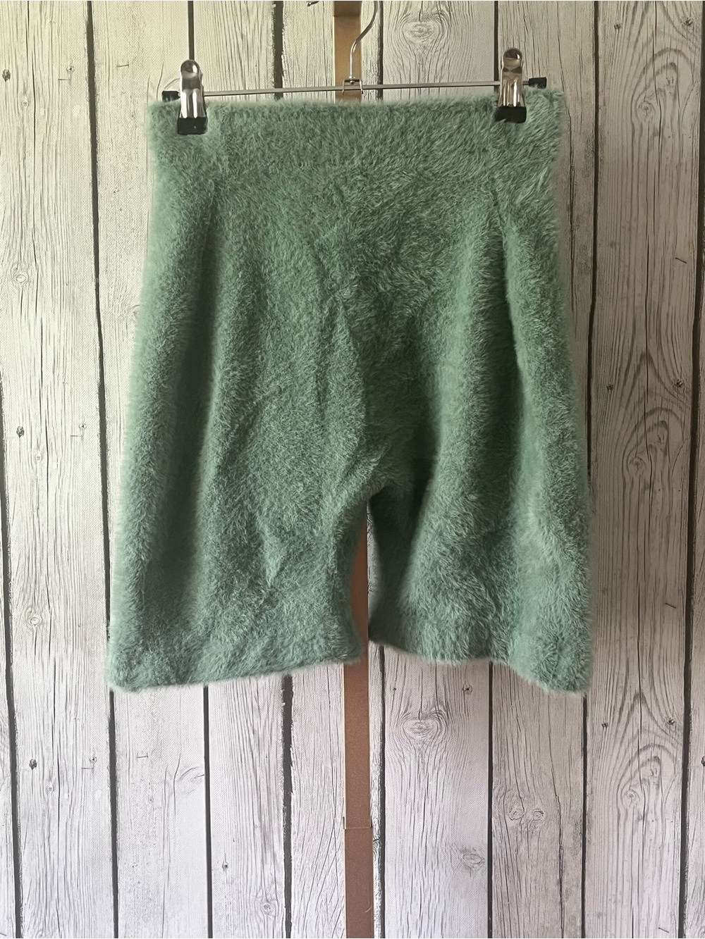 Gymshark Women’s SZ Small Whitney Simmons Eyelash Bike Shorts Green Fuzzy Soft